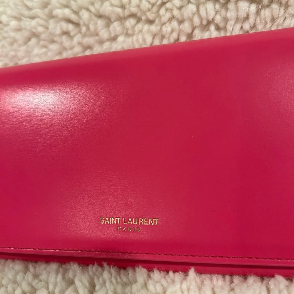 YSL Continental Leather Wallet in Pink